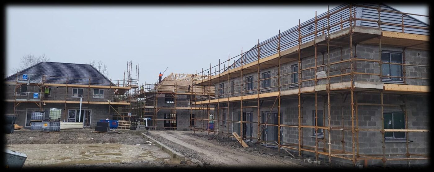 Full housing estate for Cedarbridge — scaffolding by Hardwood Scaffolding and Plant Ltd